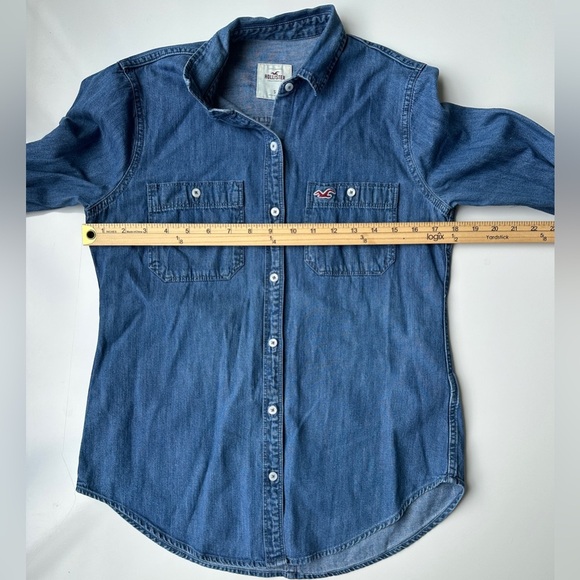 Hollister Blue Cotton Denim Long Sleeve Button Up Logo Jean Shirt Women’s Small - Picture 4 of 8